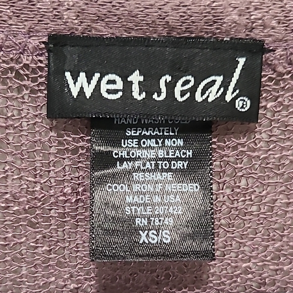 Wet Seal Mauve Button-Up Cardigan - Picture 2 of 6